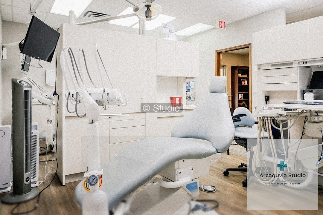 Implantes Dentales con Materiales Biocompatibles